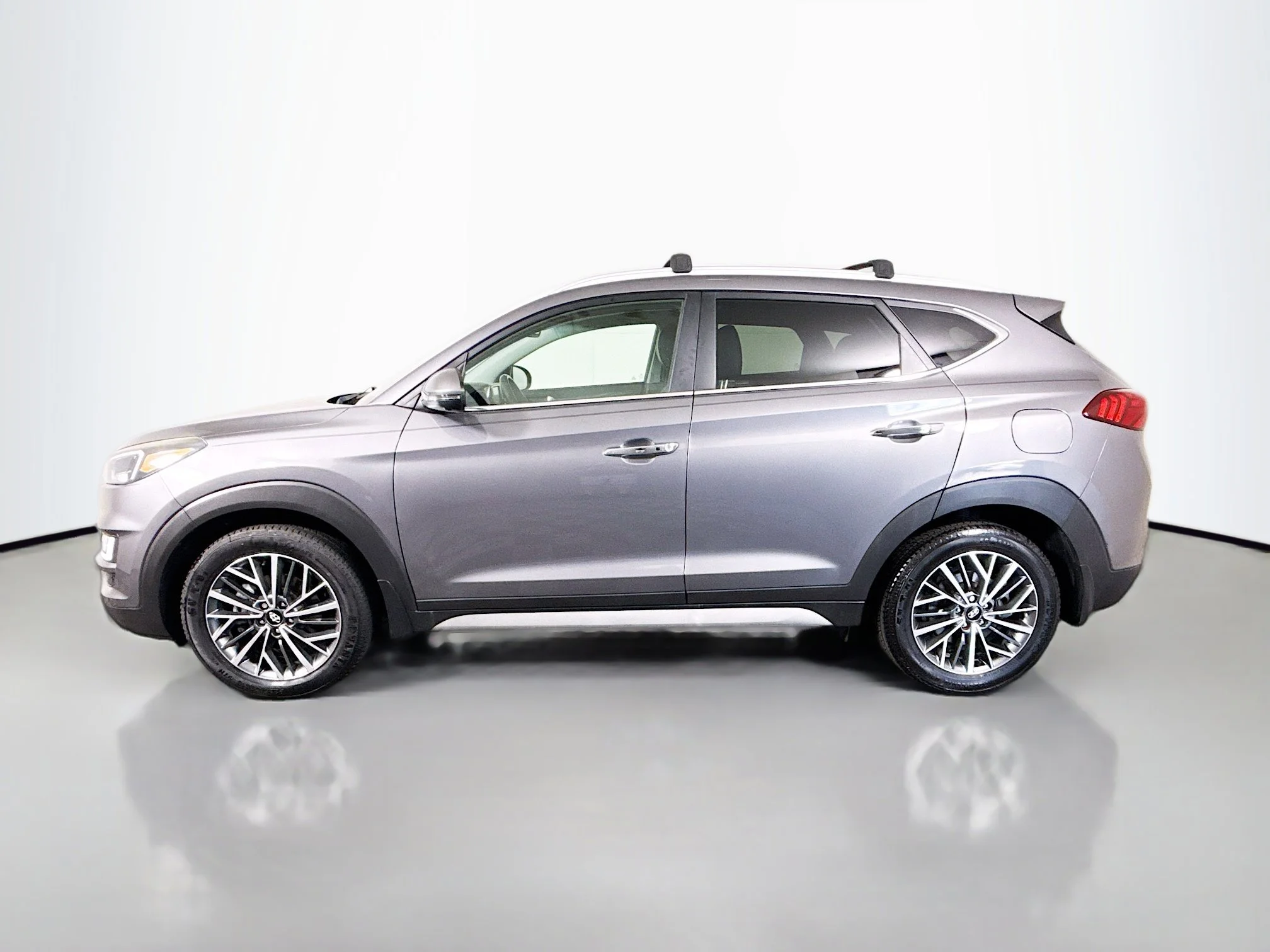 Used 2021 Magnetic Force Hyundai Limited image 4