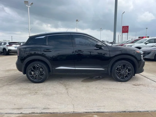 Used 2025 Black Nissan SR image 6