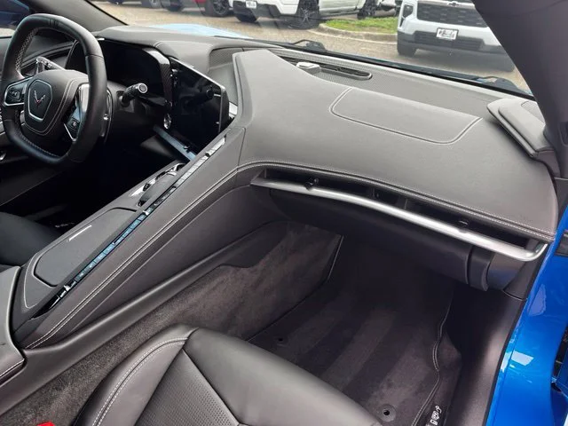 Used 2025 Riptide Blue Metallic Chevrolet 2LT image 18