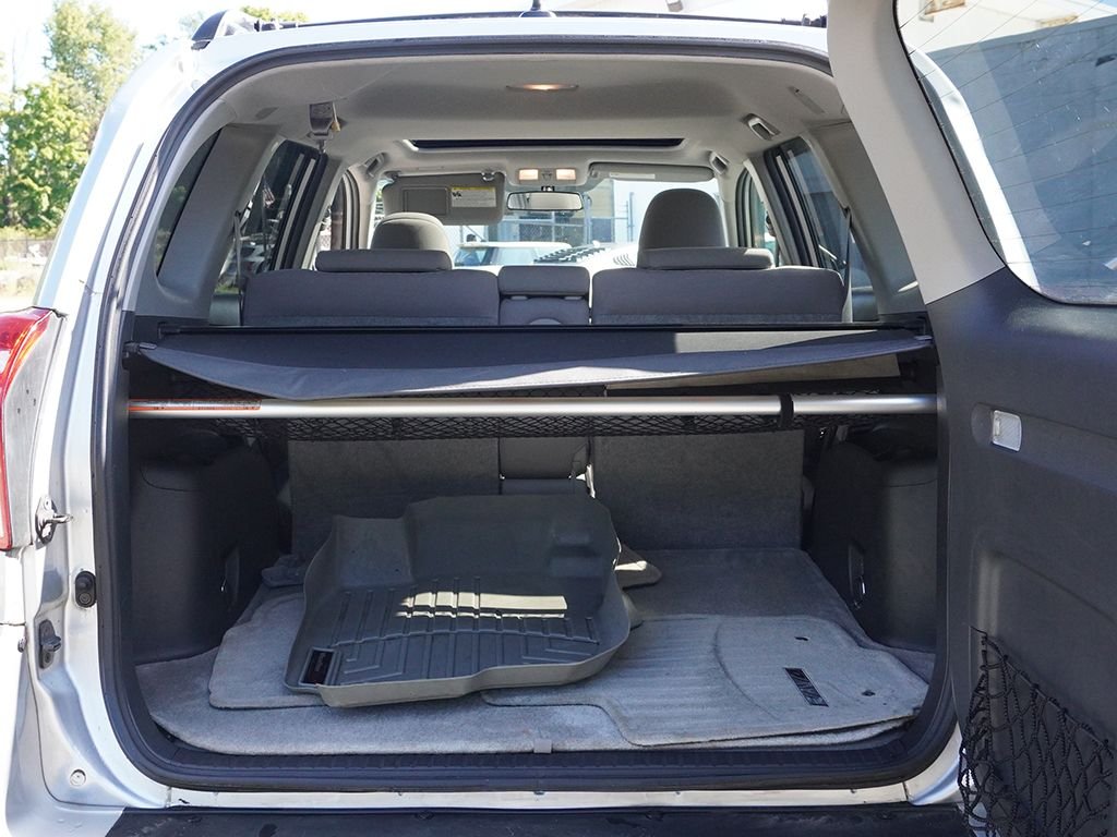 Used 2011 Silver Toyota Base image 14