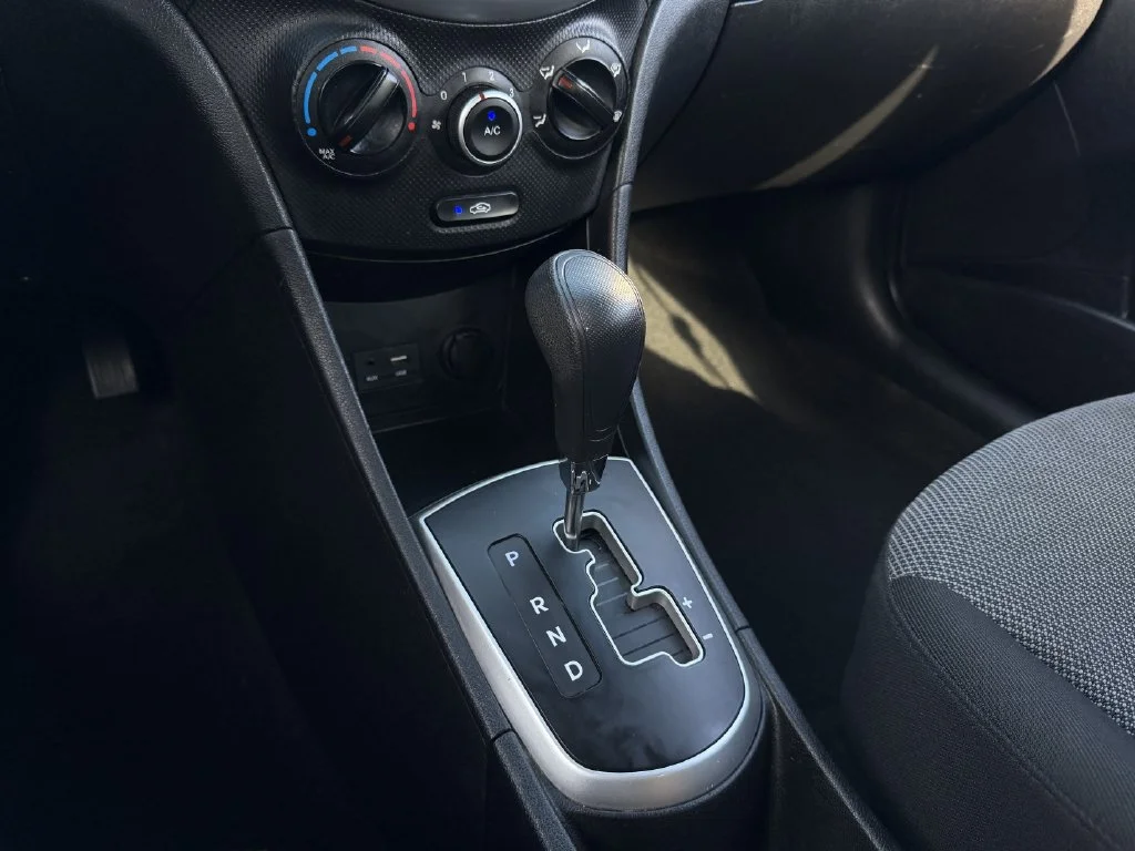 Used 2014 Gray Hyundai GS image 18