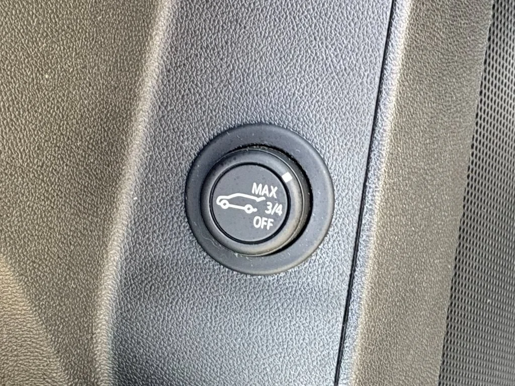 Used 2021 SILVER ICE METALLIC Chevrolet LT image 13