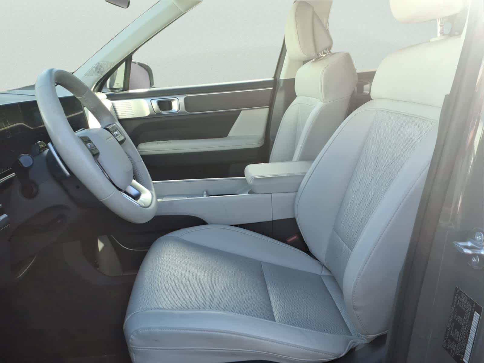 Used 2026 Hampton Gray Hyundai SEL image 16