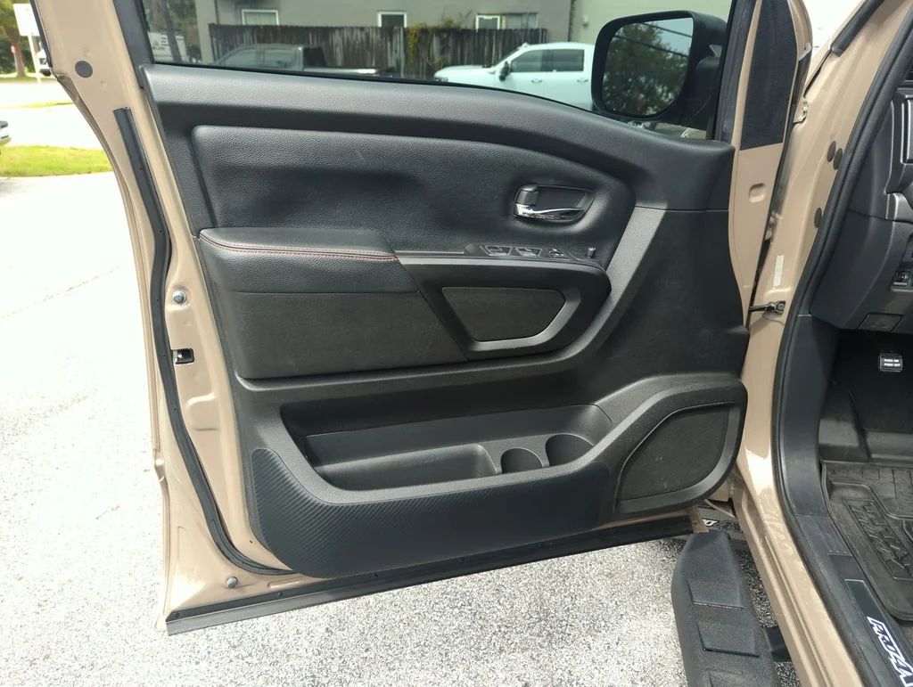 Used 2022 Beige Nissan PRO-4X image 17