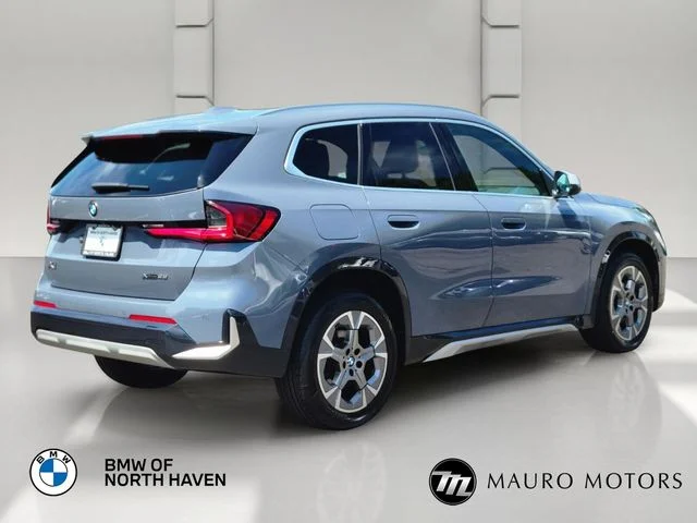 Certified Used 2024 Gray BMW xDrive28i image 6
