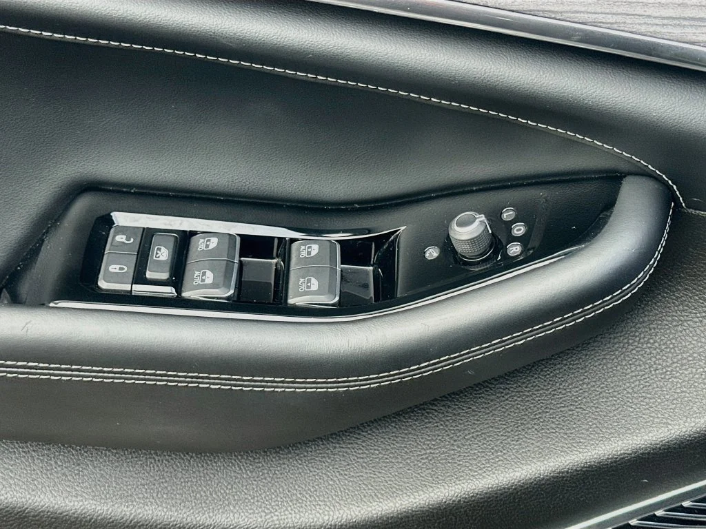 Used 2022 Gray Jeep Overland image 18