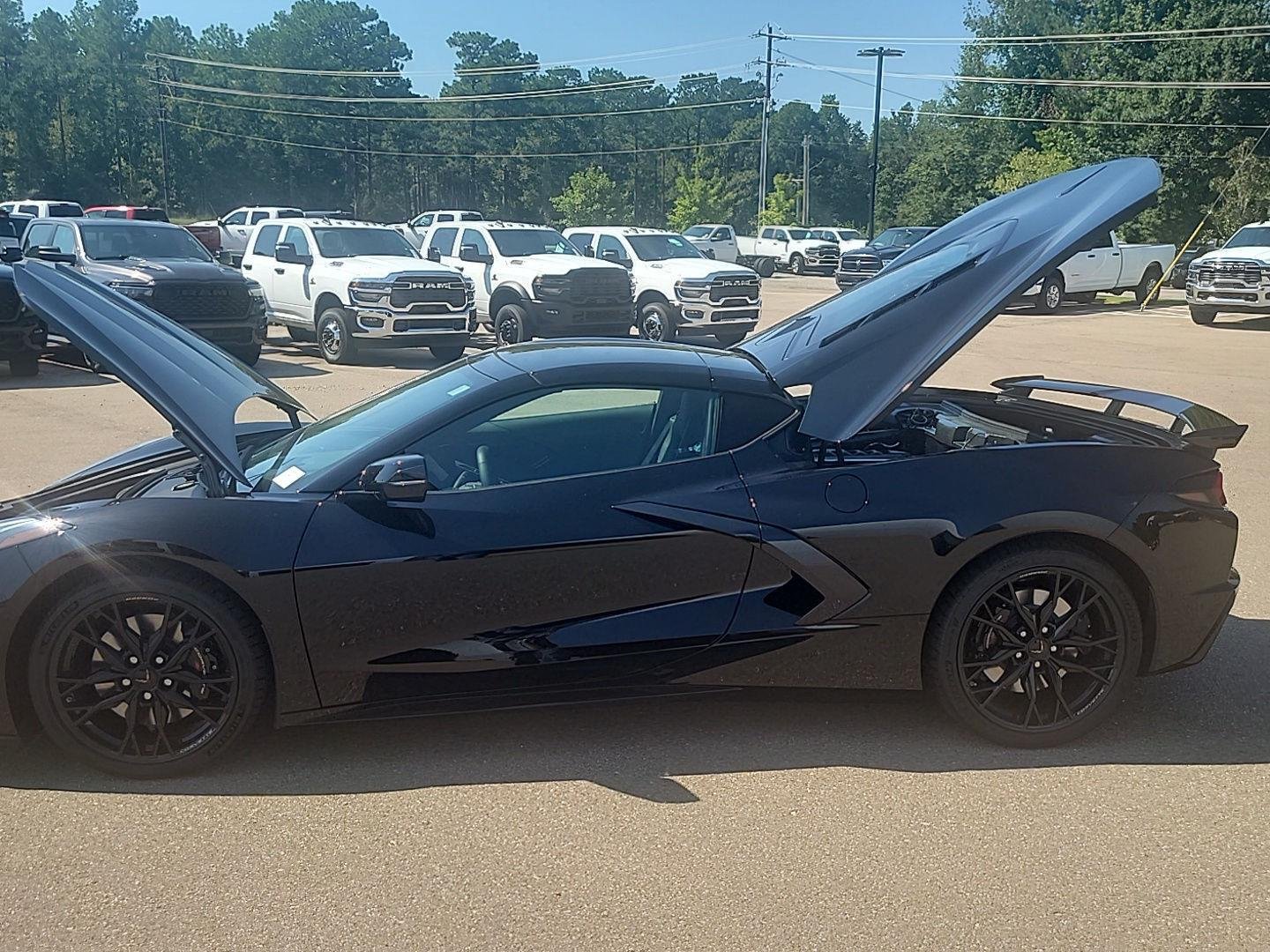 Used 2025 Black Chevrolet 2LT image 30