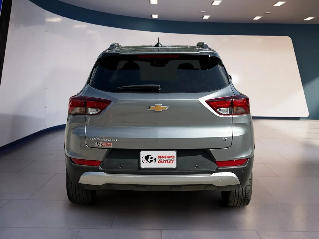 Used 2026 Gray Chevrolet LT image 4