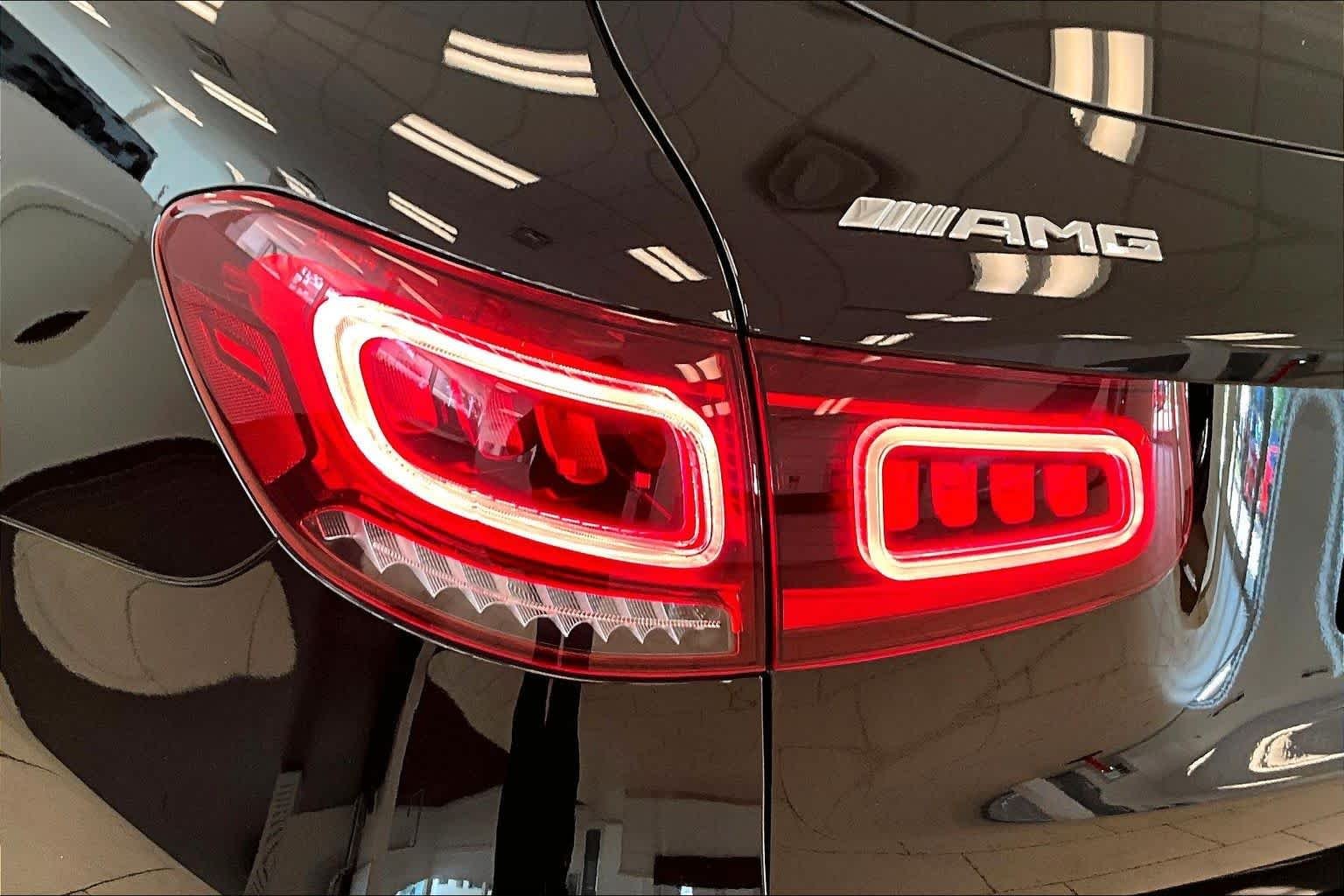 Used 2021 Black Mercedes-Benz AMG® GLC 43 image 27