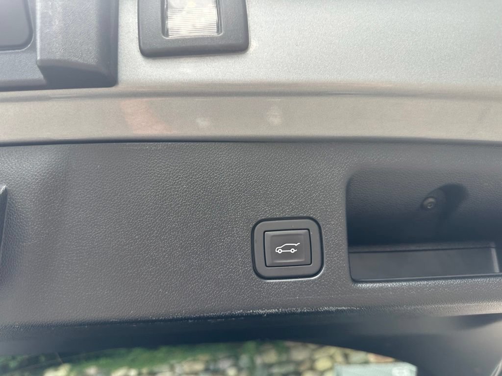 2024 Chevrolet Equinox EV LT - Photo 26