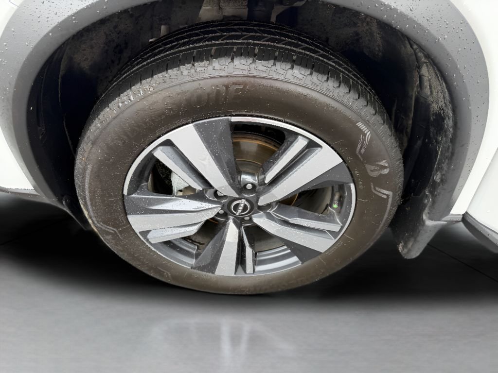 2024 Nissan Rogue SL - Photo 11