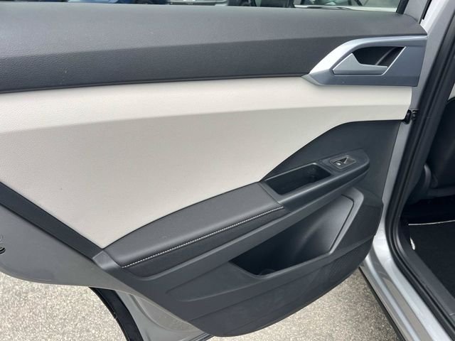 New 2026 Silver Volkswagen 1.5T SE image 20