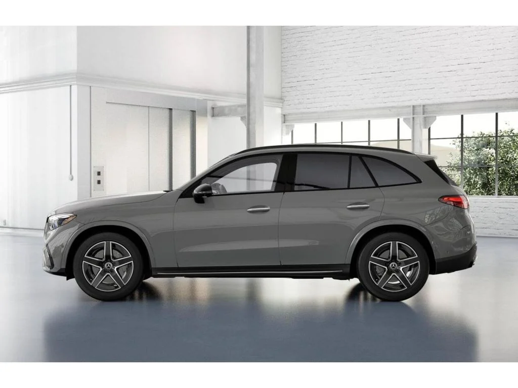 New 2026 White Mercedes-Benz GLC 300 image 34