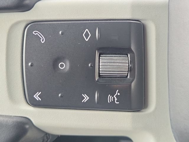 Used 2022 Santorini Black Metallic Land Rover XS Edition image 22