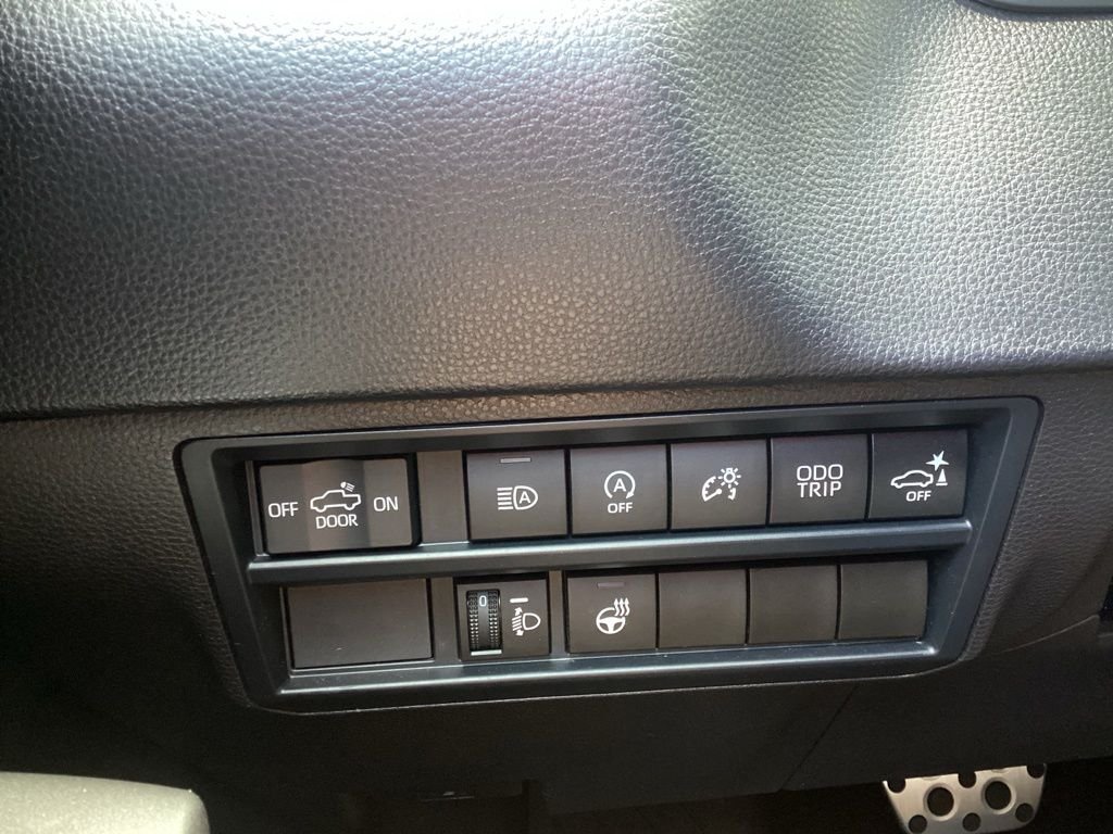 Used 2026 Green Toyota SR5 image 22