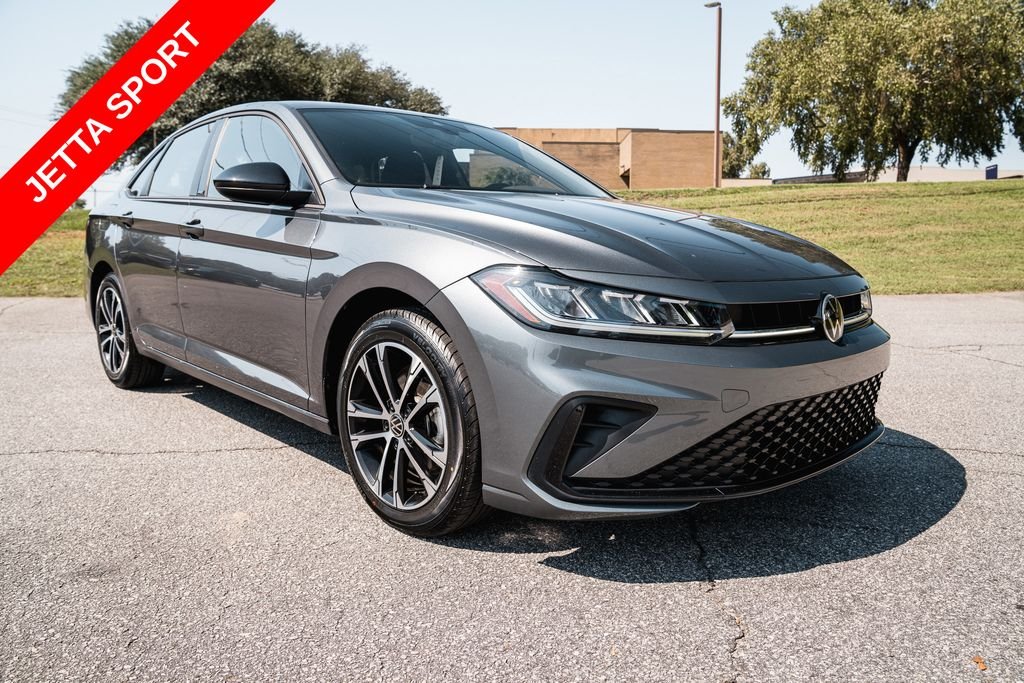 Used 2025 Platinum Gray Metallic Volkswagen 1.5T Sport image 9