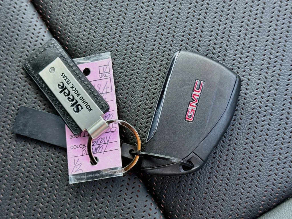 Used 2026 Silver GMC AT4 image 35