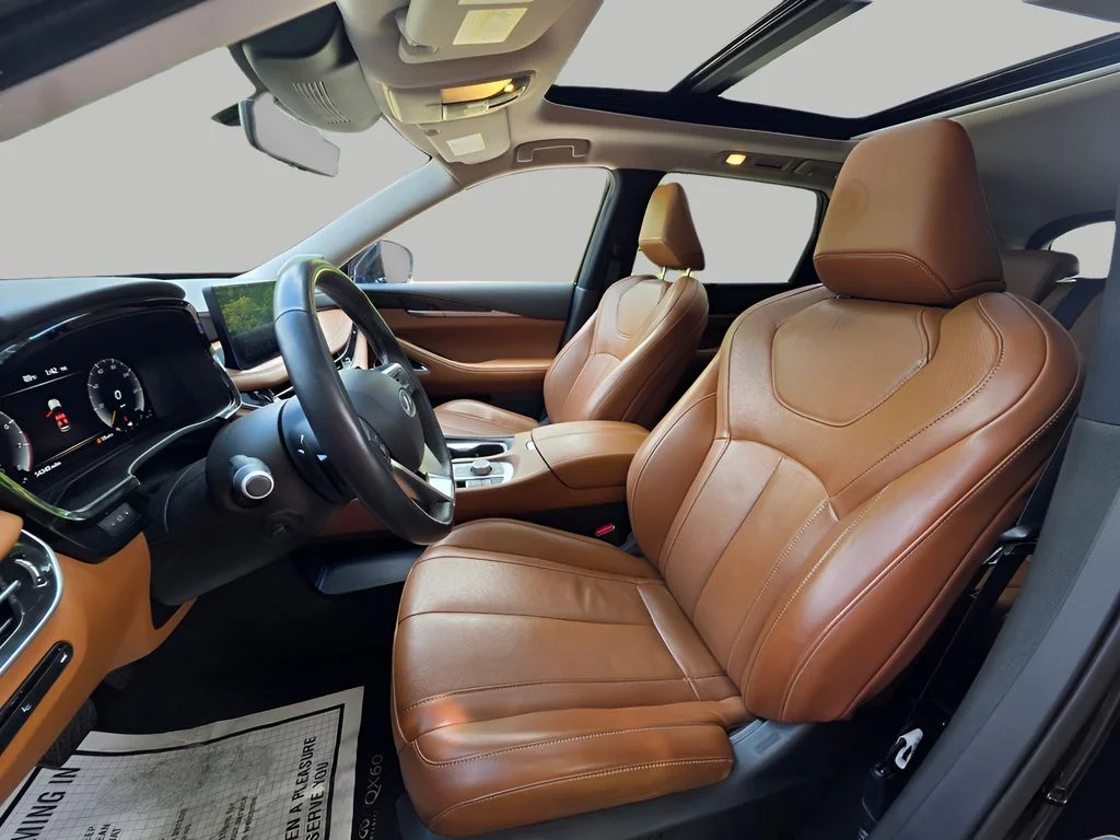 Used 2023 Mineral Black INFINITI Sensory image 21