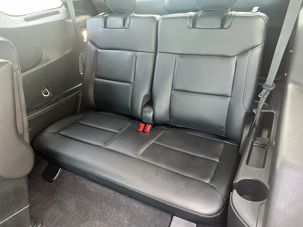 Used 2024 Agate Black Metallic Ford XLT image 19