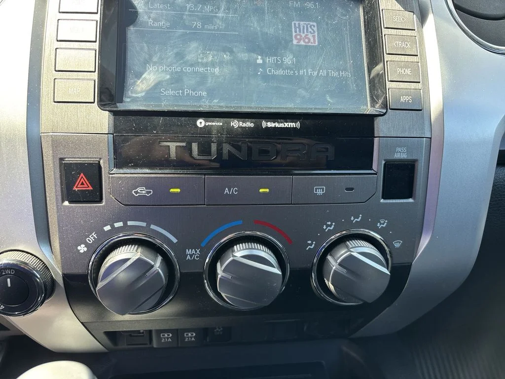 Used 2020 Gray Toyota SR5 image 16