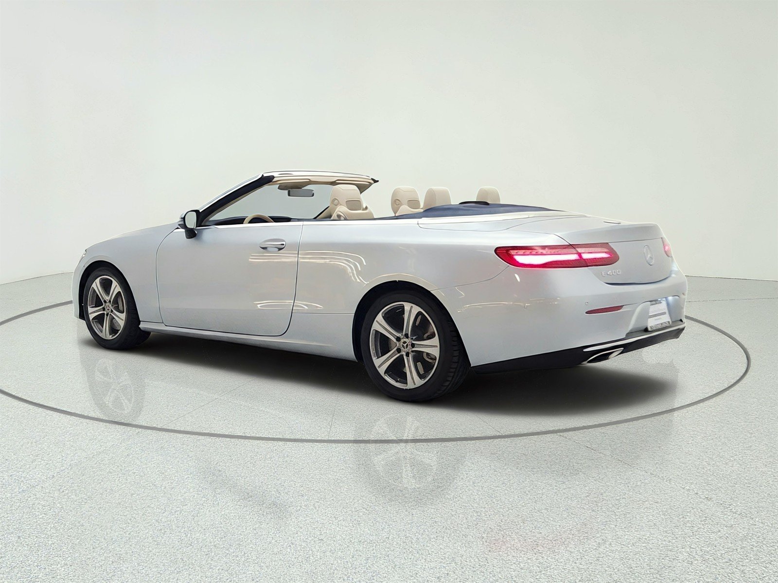Used 2018 Diamond Silver Metallic Mercedes-Benz E 400 RWD Cabriolet image 7