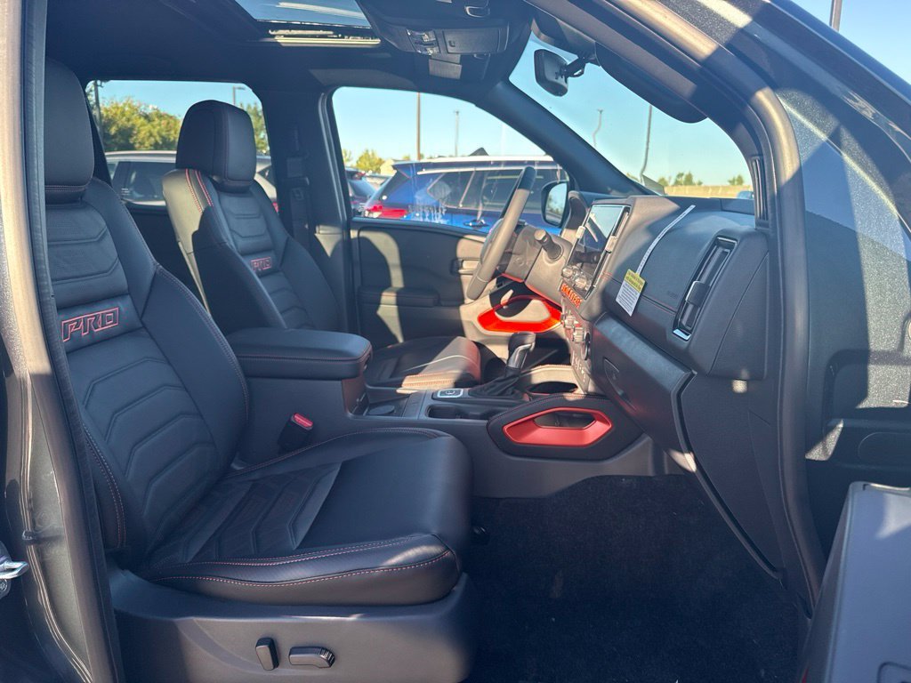 New 2027 Alpine Metallic Nissan Crew Cab PRO-4X® image 20