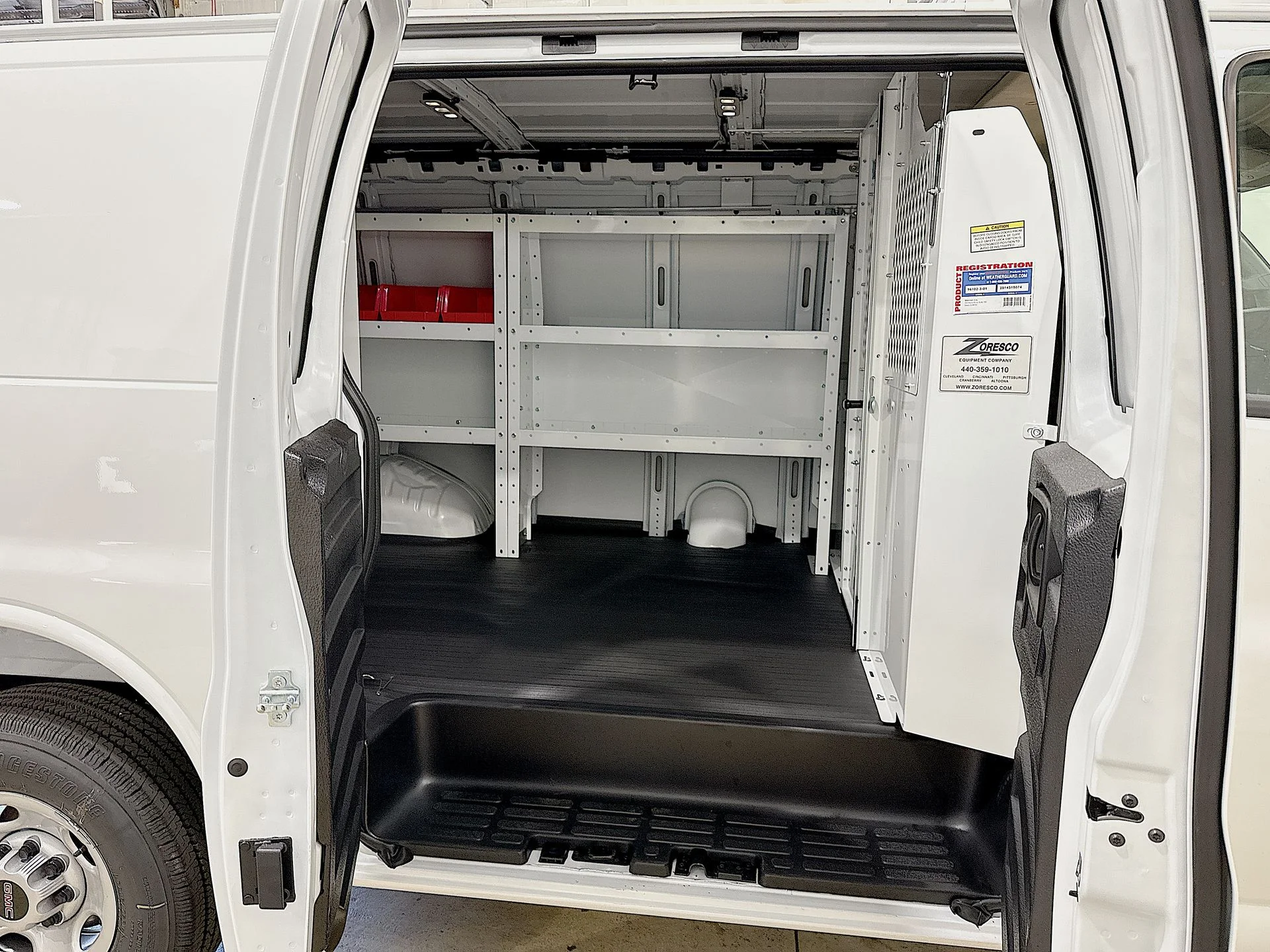 New 2025 Summit White GMC Work Van image 22