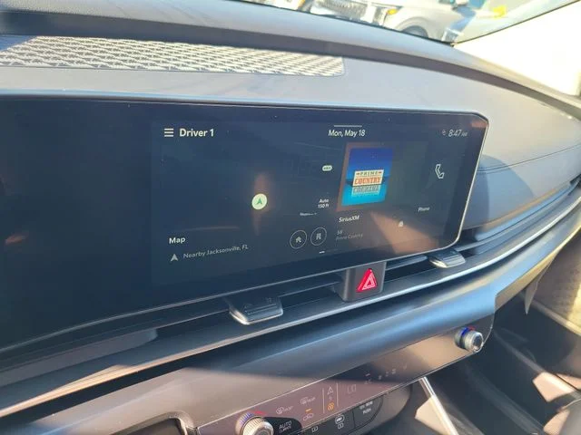 New 2026 Snow White Pearl Kia LXS image 15