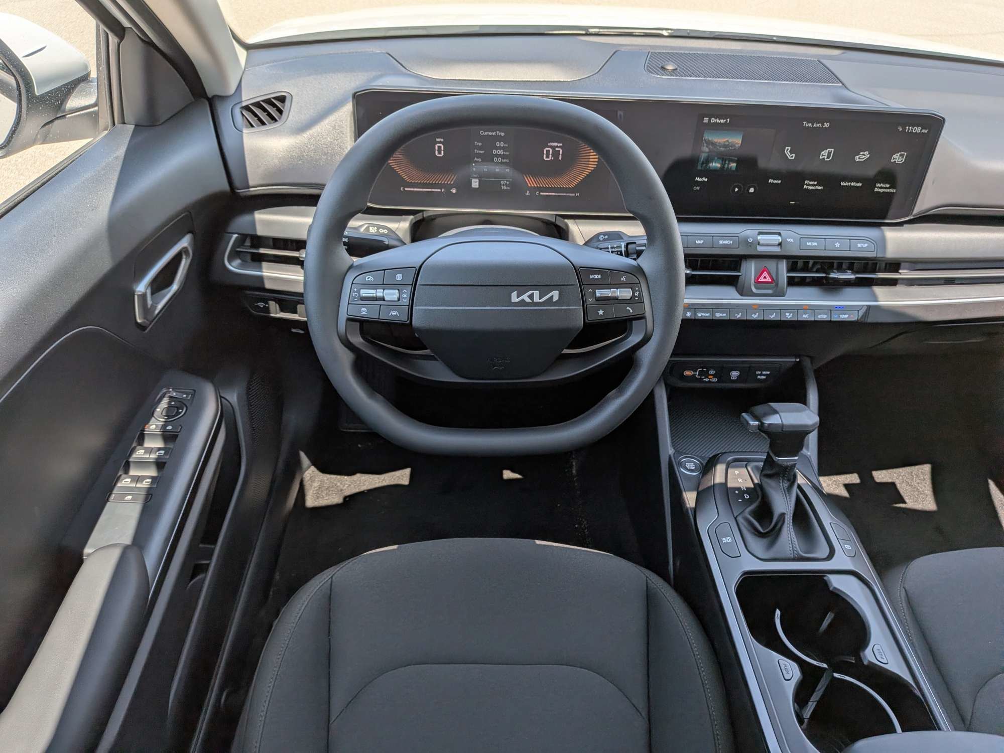 New 2026 Snow White Pearl Kia LX image 17