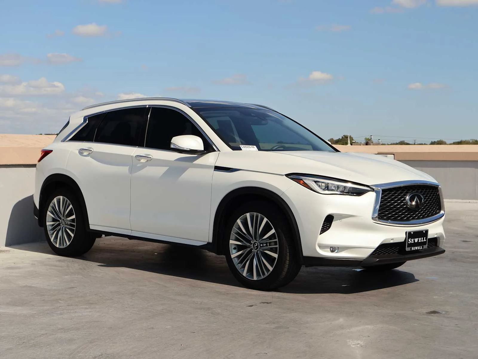 Certified Used 2024 Radiant White INFINITI SENSORY image 3