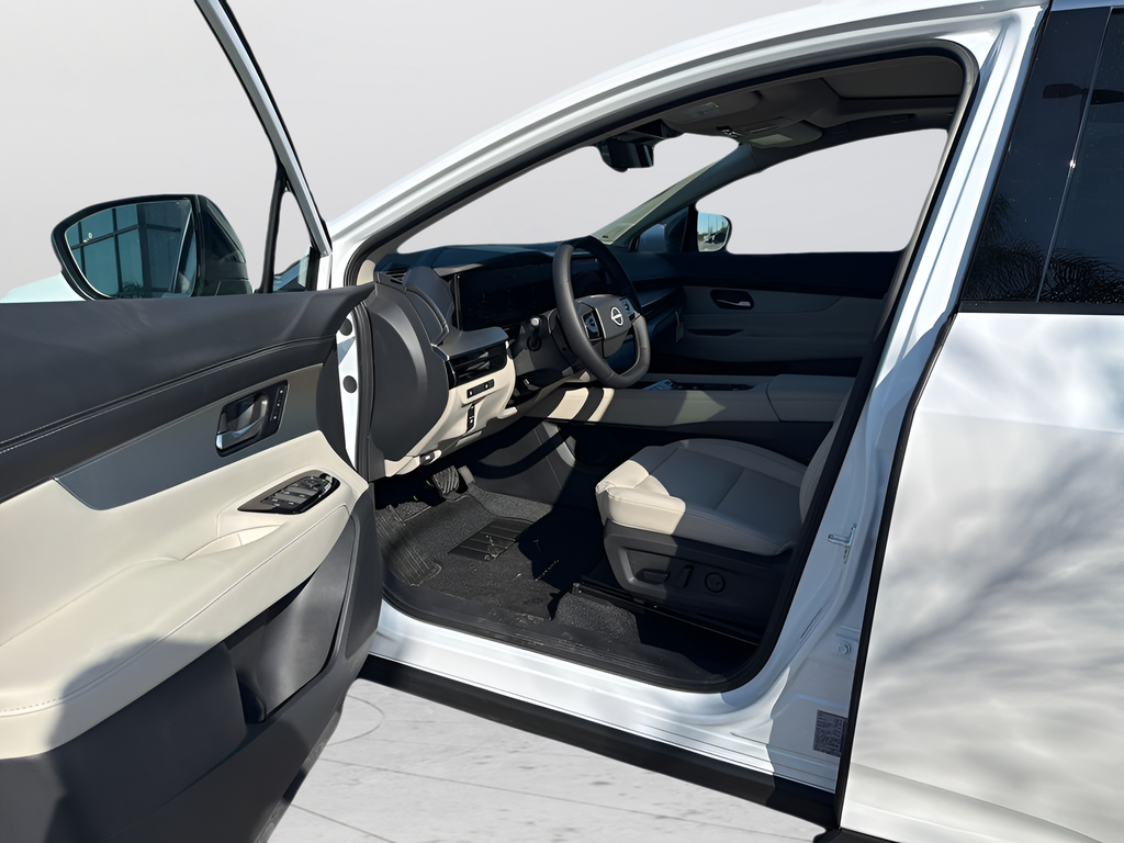 New 2026 White Nissan SL image 14
