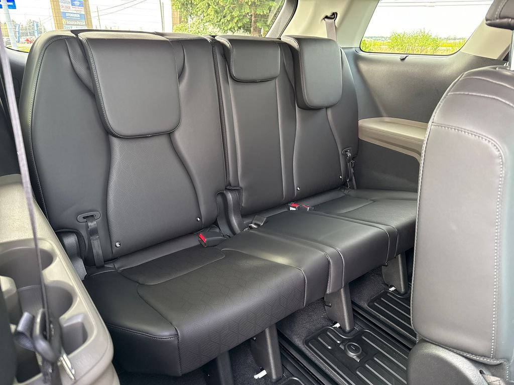 New 2026 Ceramic Silver Kia EX image 15