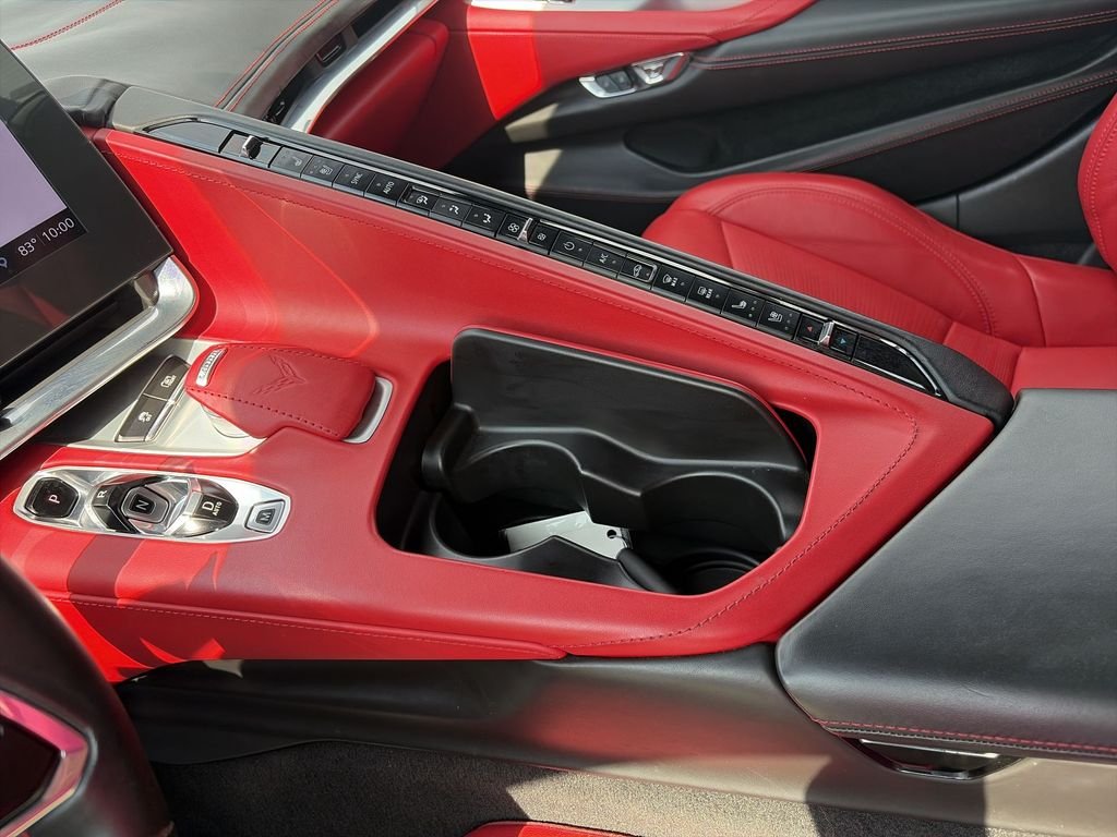 Used 2020 White Chevrolet Stingray image 21
