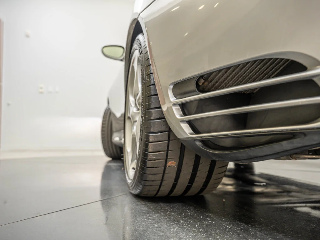 Used 2003 Arctic Silver Metallic Porsche  image 52