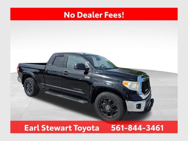 Used 2015 Black Toyota SR5 image 1