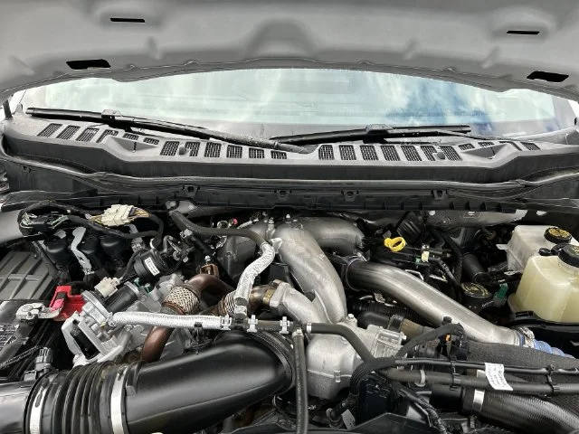 Used 2025 White Ford XLT image 29