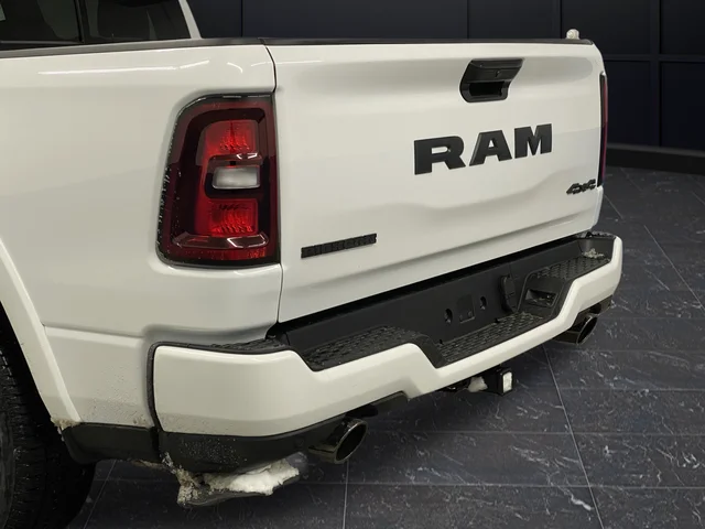 New 2026 Bright White Clear-Coat Exterior Paint RAM Big Horn/Lone Star image 37