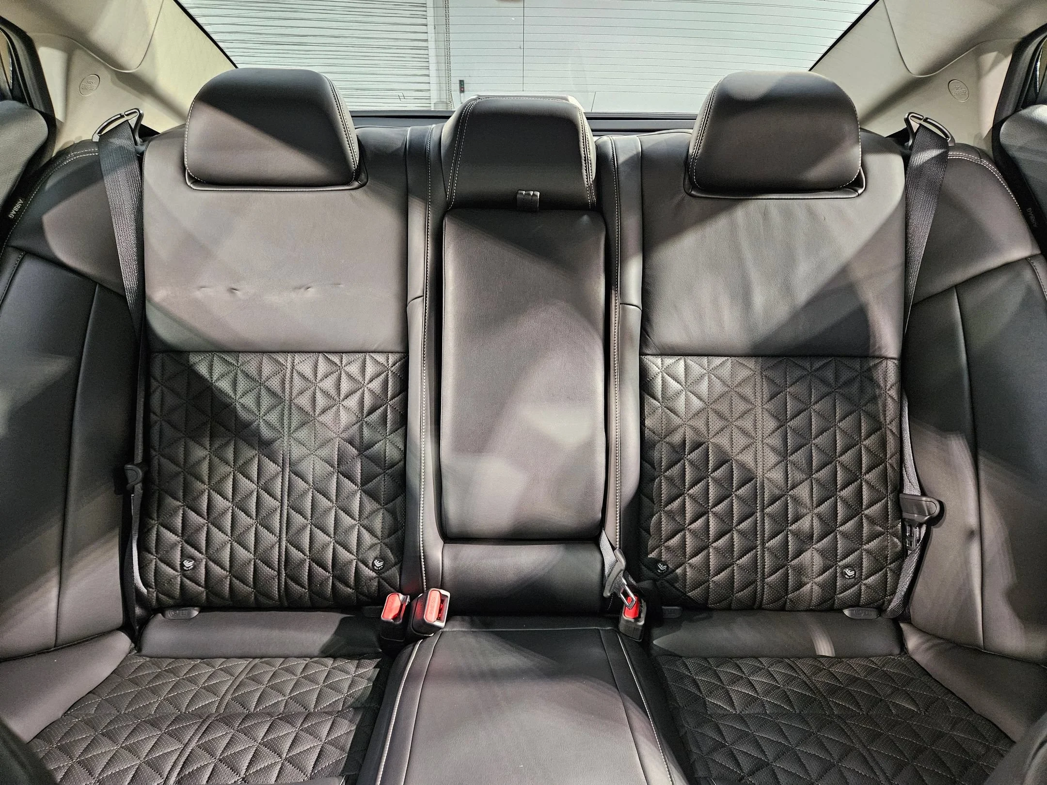 Used 2020 Super Black Nissan Platinum image 13