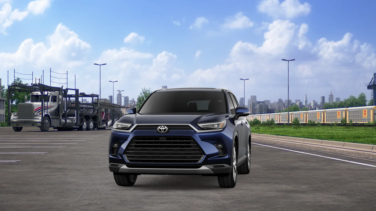 New 2026 Blueprint Toyota Hybrid XLE image 18
