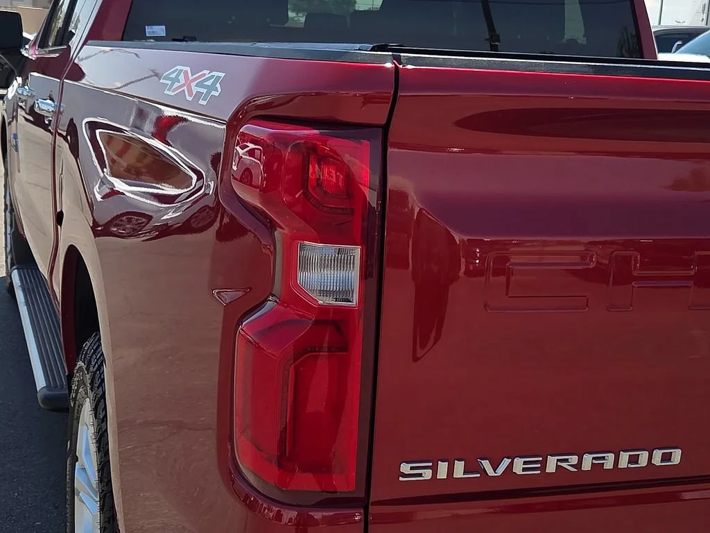 2023 Chevrolet Silverado 1500 LTZ - Photo 9