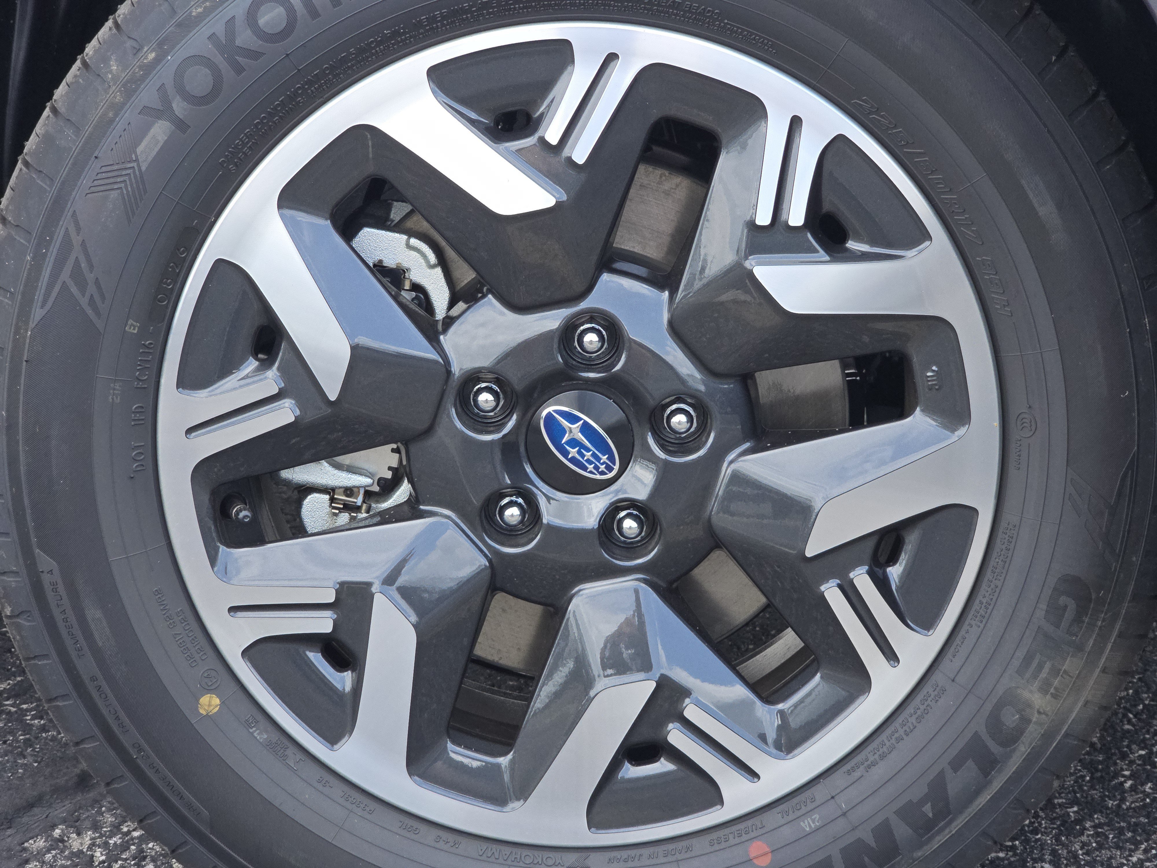 New 2026 MAGNETITE GRAY METALLIC Subaru Standard Model image 12
