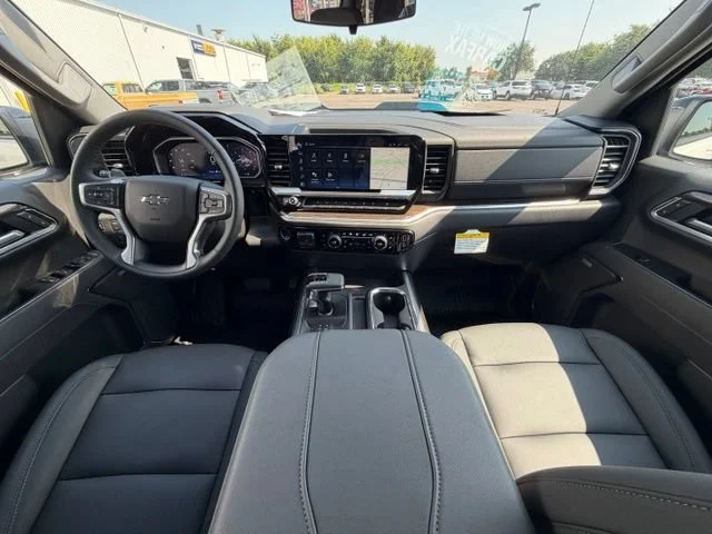 Used 2026 Summit White Chevrolet LT Trail Boss image 9