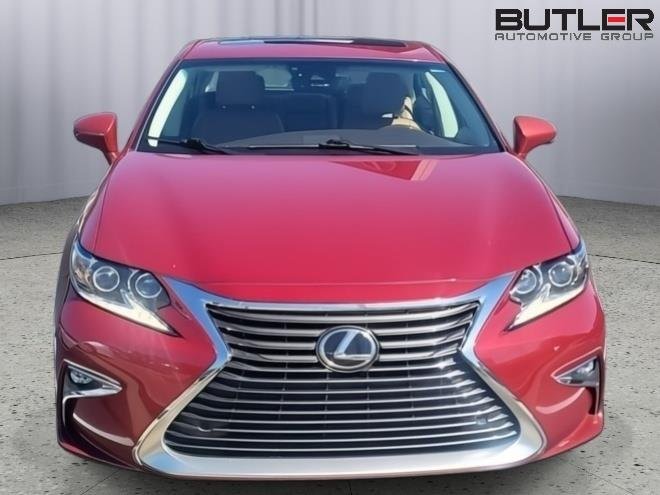 Used 2016 Matador Red Mica Lexus Sedan image 2