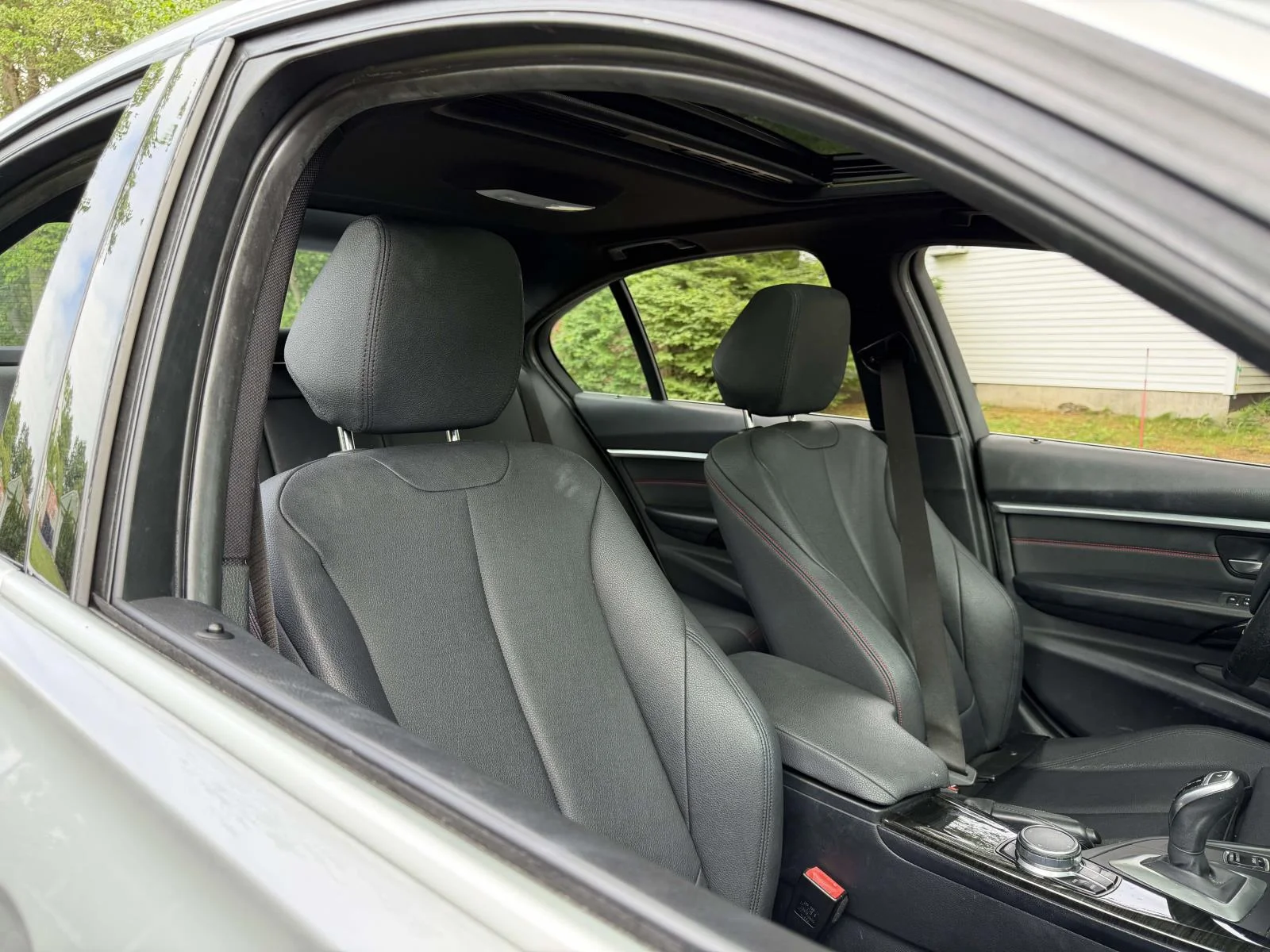 Used 2018 Silver BMW 330i xDrive image 7