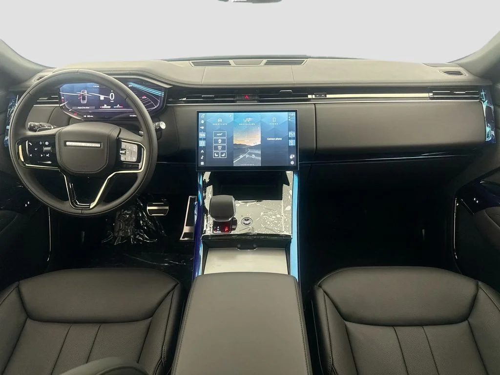 New 2026 Fuji White Land Rover Dynamic SE image 16