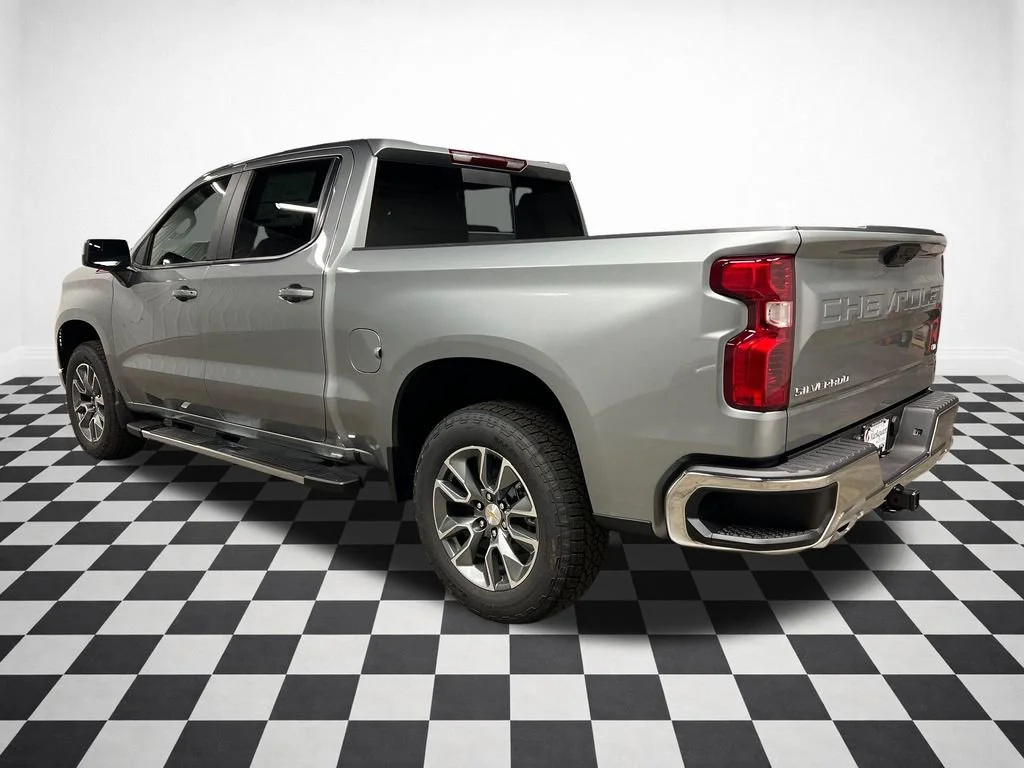 2026 Chevrolet Silverado 1500 LT - Photo 6