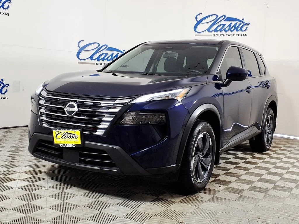 Used 2025 Blue Nissan SV image 5