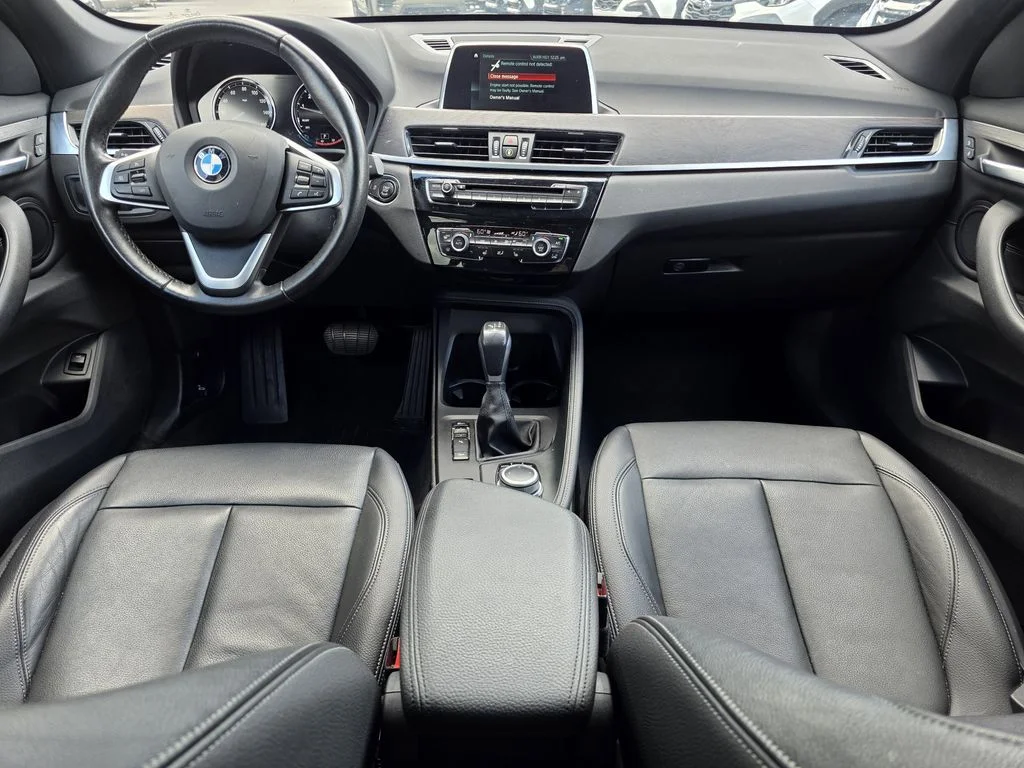 Used 2019 Black BMW xDrive28i image 12