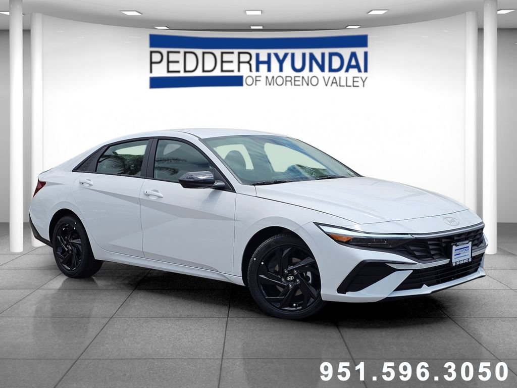 New 2026 White Hyundai SEL Sport image 1