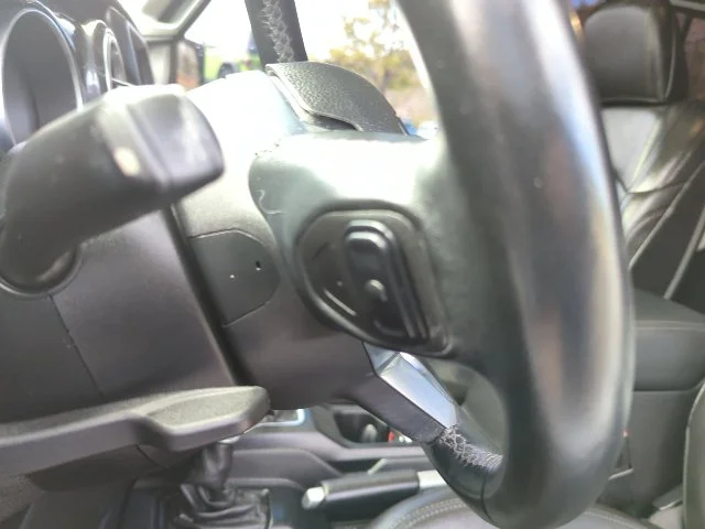 Used 2020 White Jeep Unlimited Sahara Altitude image 15